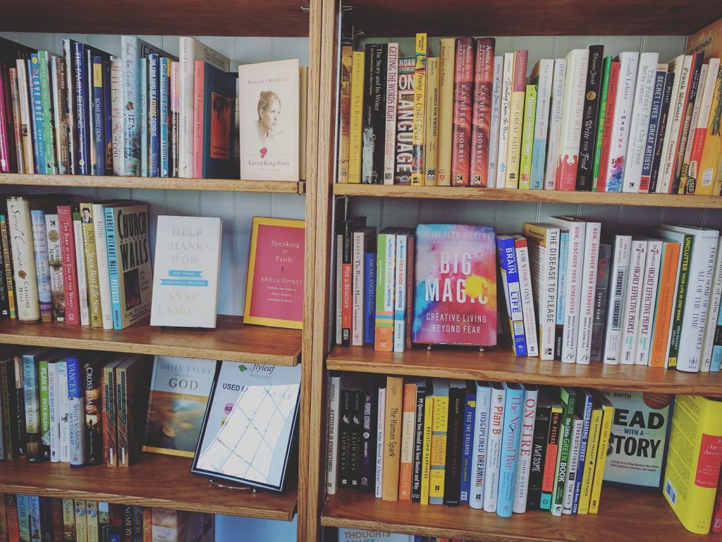 flyleafshelves · Flyleaf Book Shop